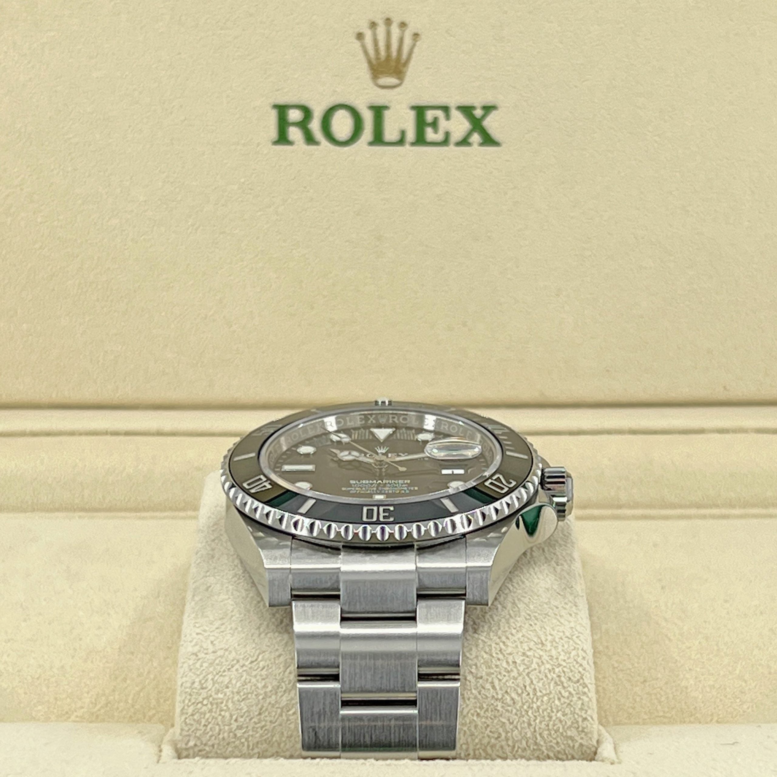 Submariner Date Oystersteel Ref# 126610LN